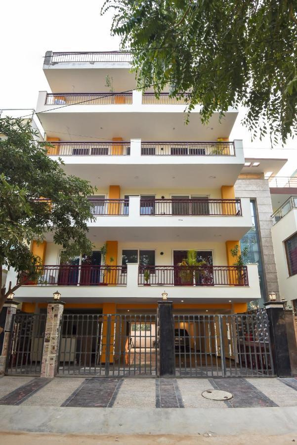 Bedchambers Serviced Apartments, Sector 38 Gurgaon Buitenkant foto